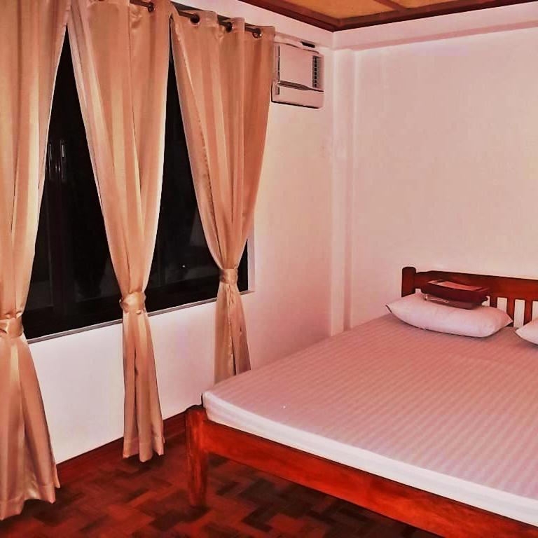 Balay De La Rama Bed & Breakfast Legazpi Phòng bức ảnh